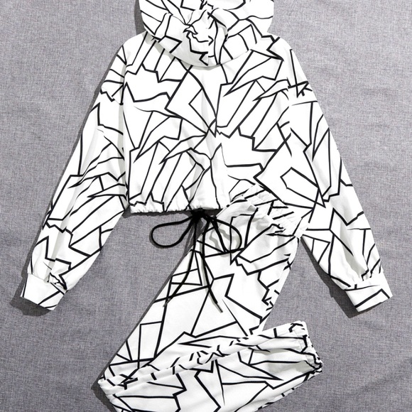 Geo Print Drawstring Hem Hoodie And Joggers Set